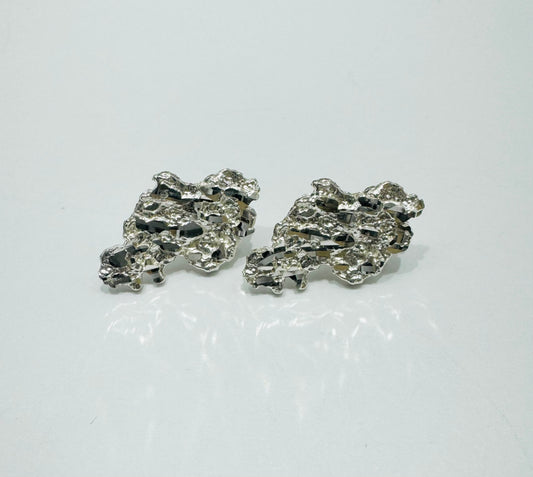 SILVER REGULAR NUGGET EARRINGS, WEIGHT: 1.8gm