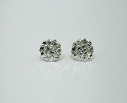 SILVER ROUND NUGGET EARRINGS, WEIGHT: 1.3gm