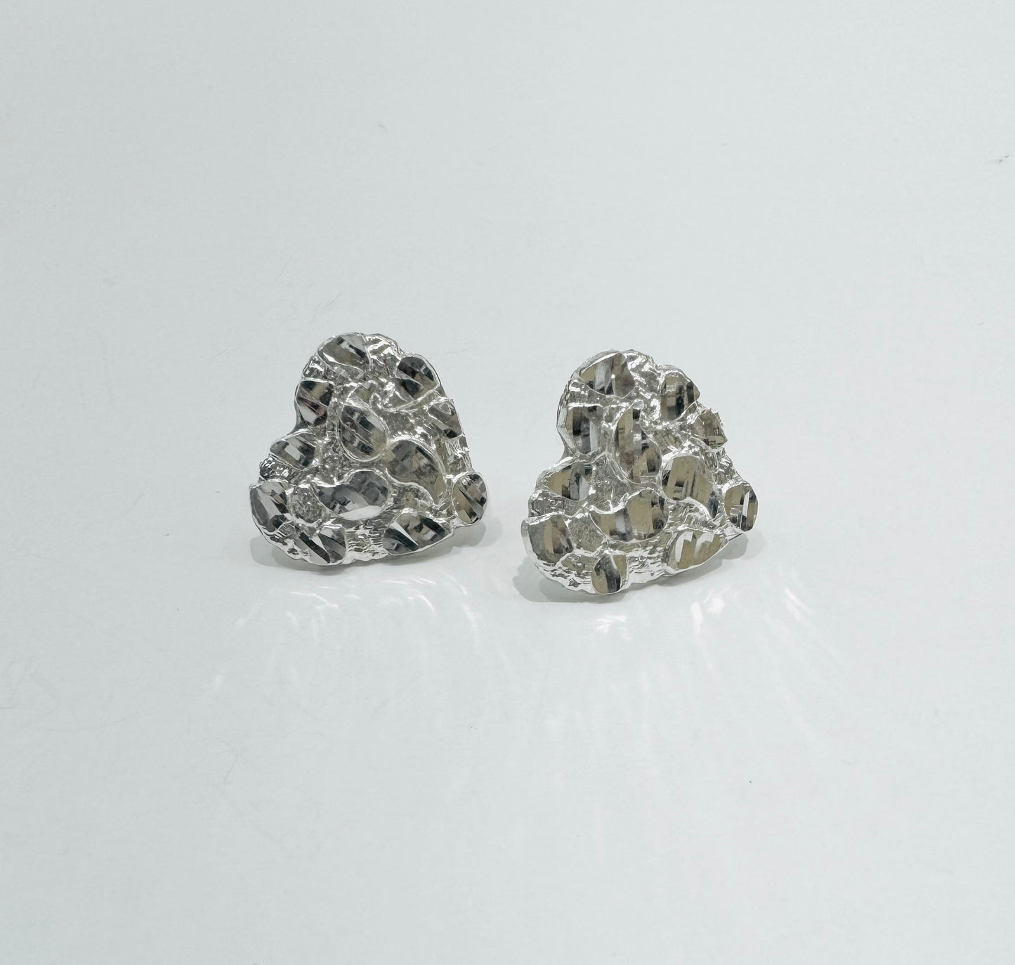 SILVER HEART NUGGET EARRINGS, WEIGHT: 2.5gm