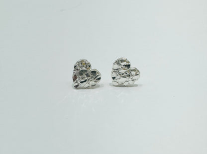 SILVER HEART NUGGET EARRINGS, WEIGHT: 1.4gm