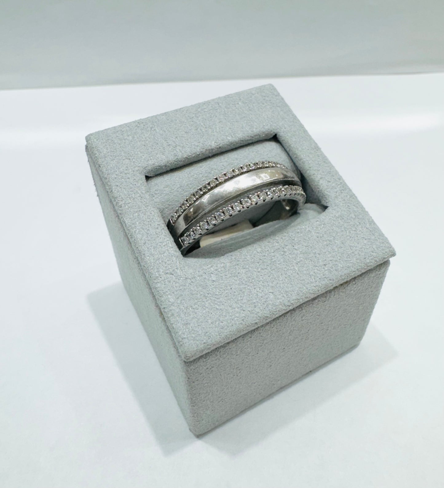 SILVER MENS BAND, SIZE: 13, WEIGHT: 4.6gm