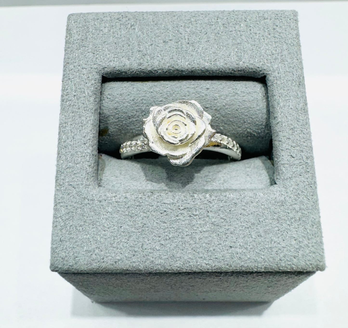 SILVER ROSE RING, SIZE: 9, WEIGHT: 3.5gm