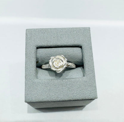 SILVER ROSE RING, SIZE: 9, WEIGHT: 3.5gm