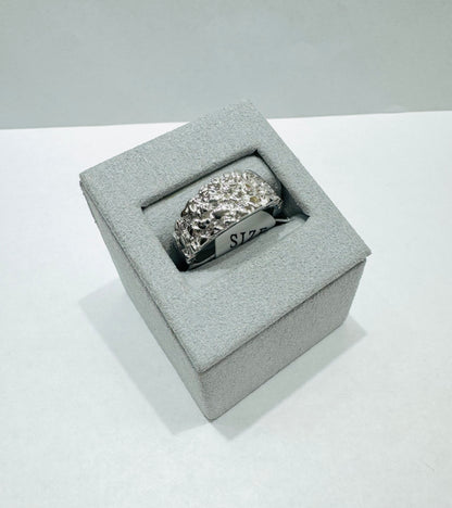 SILVER NUGGET RING, WEIGHT: 5.2gm, SIZE: 9