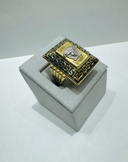 10K GOLD MEDUSA HEAD RING, SIZE: 9, WEIGHT: 7.8gm