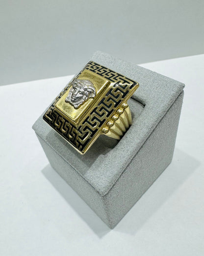 10K GOLD MEDUSA HEAD RING, SIZE: 9, WEIGHT: 7.8gm