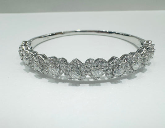 SILVER MOISSANITE HEART BANGLE BRACELET VVS 21.09CTW