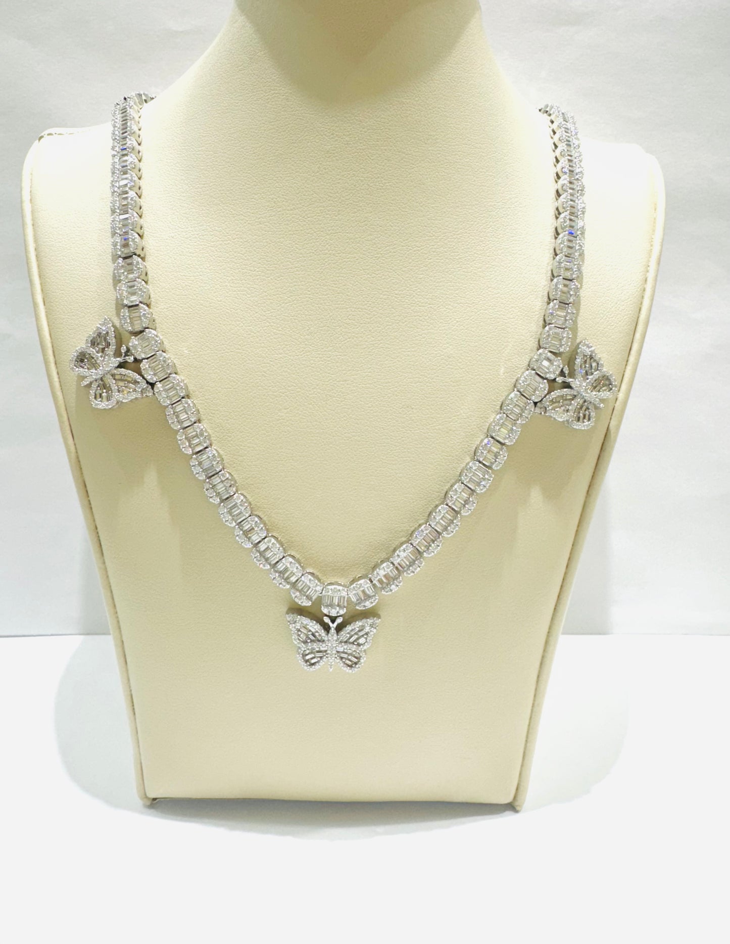 SILVER MOISSANITE BUTTERFLY NECKLACE 18”, VVS 20.55CTW, WIDTH: 18.5mm