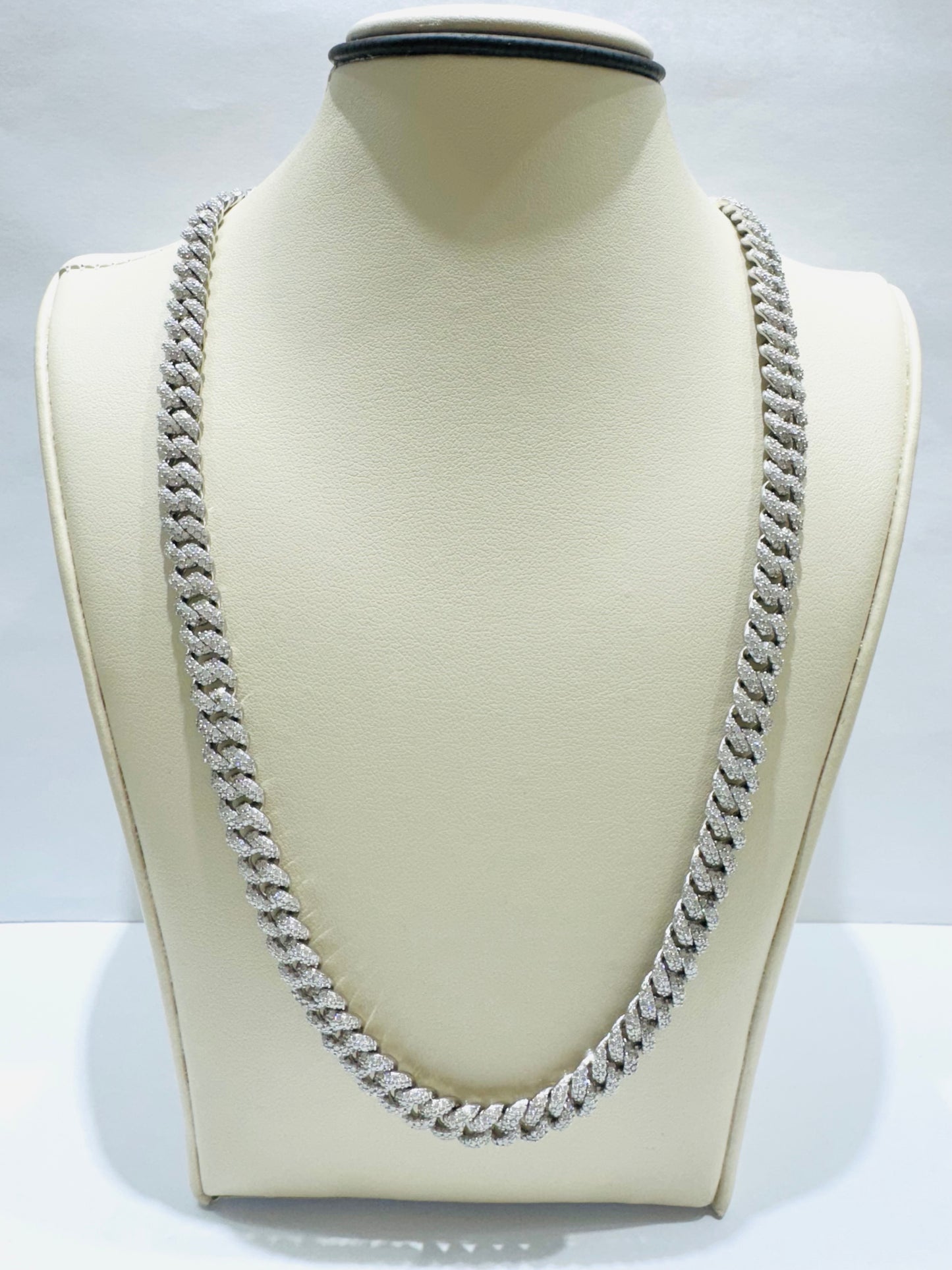 SILVER MOISSANITE CUBAN LINK NECKLACE 18”, VVS 11CTW, WIDTH: 6mm