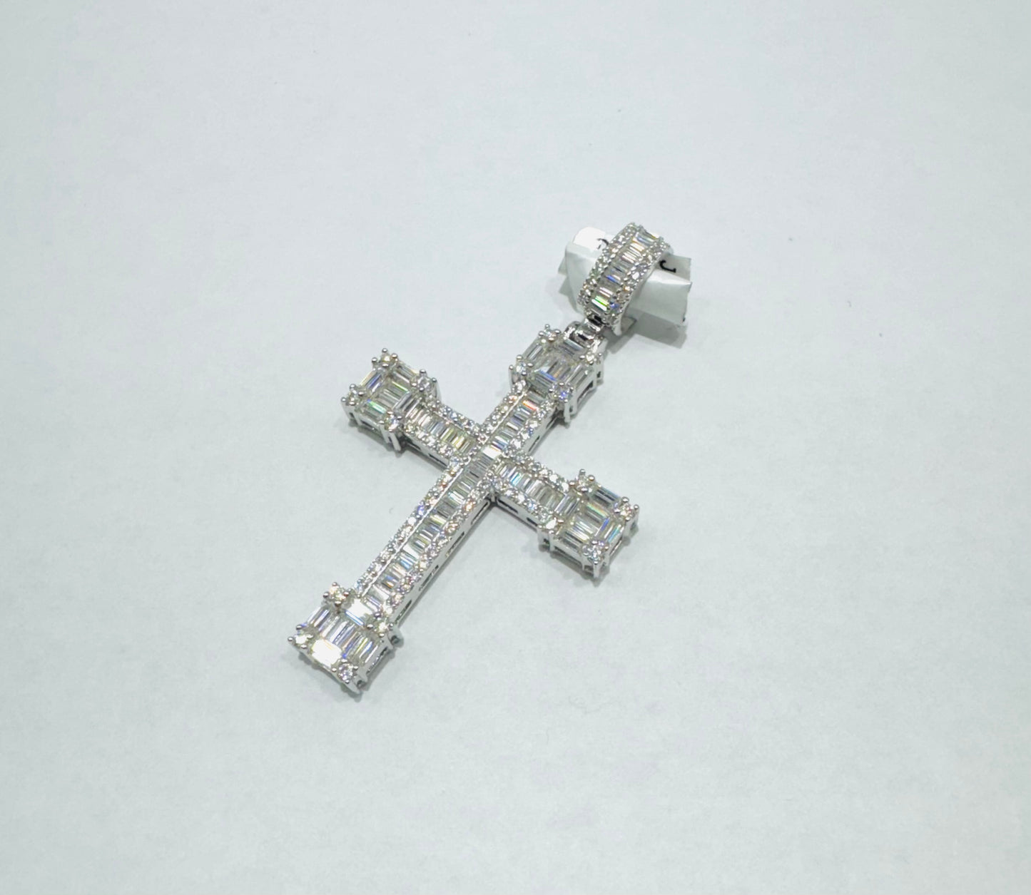 SILVER MOISSANITE CROSS PENDANT VVS 3.14CT