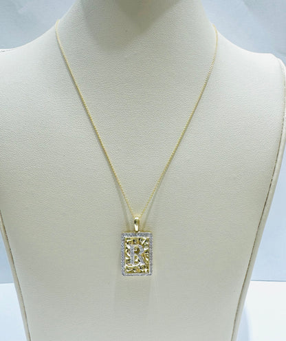 10K GOLD INITIAL “R” LETTER NATURAL DIAMOND PENDANT WITH NECKLACE, 0.25CT