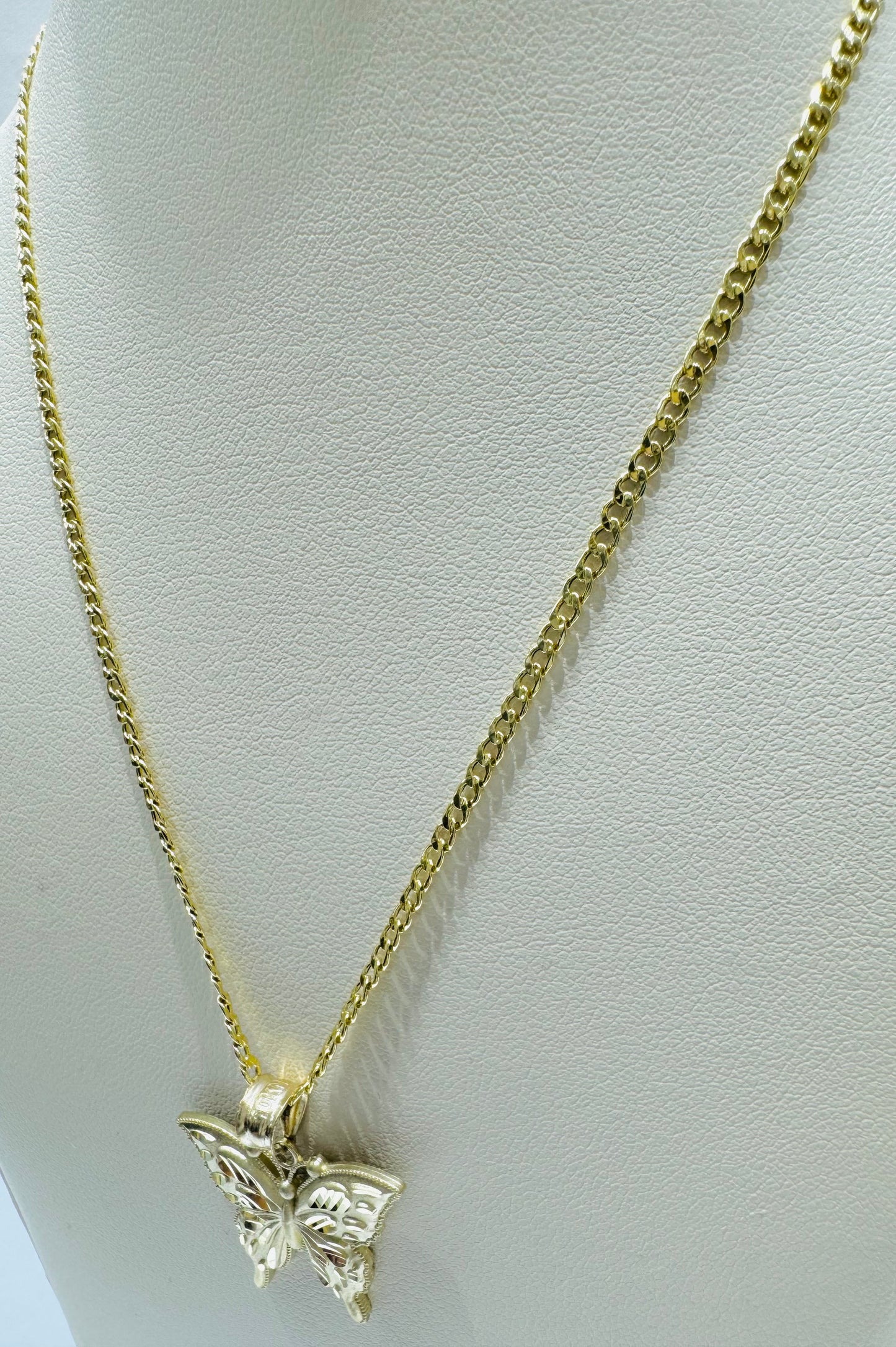 10K GOLD CUBAN LINK NECKLACE 18” WEIGHT 1.3gm, WIDTH: 2mm WITH BUTTERFLY PENDANT, WEIGHT: 1.9gm