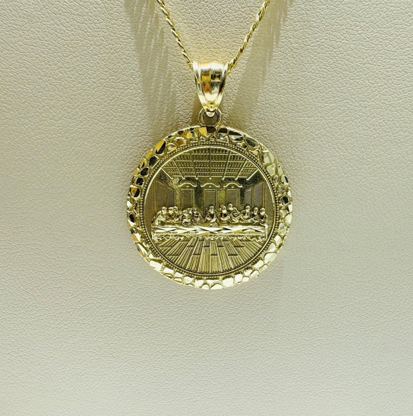 10K GOLD CUBAN LINK NECKLACE 20”, WEIGHT: 1.4gm, WIDTH: 1.99mm WITH ROUND LASTSUPPER PENDANT, WEIGHT: 3.8gm