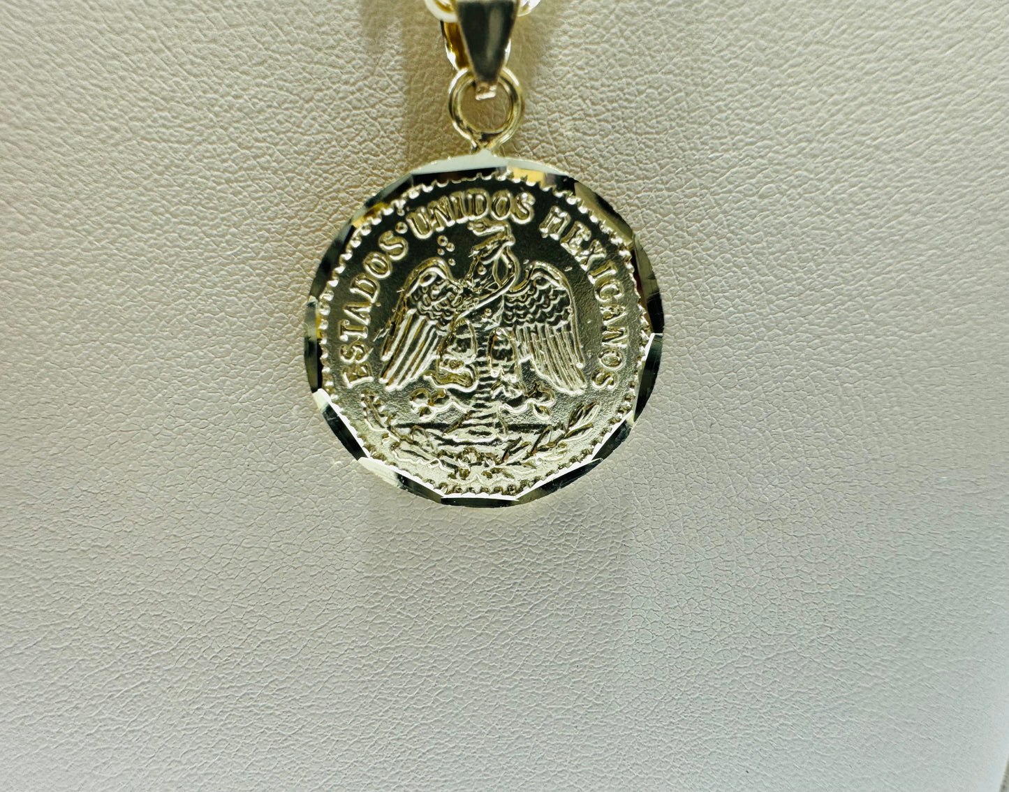 10K GOLD ROPE NECKLACE 20”, WEIGHT: 3.7gm, WIDTH: 2.86mm AND 50 PESOS PENDANT, WEIGHT: 2.9gm