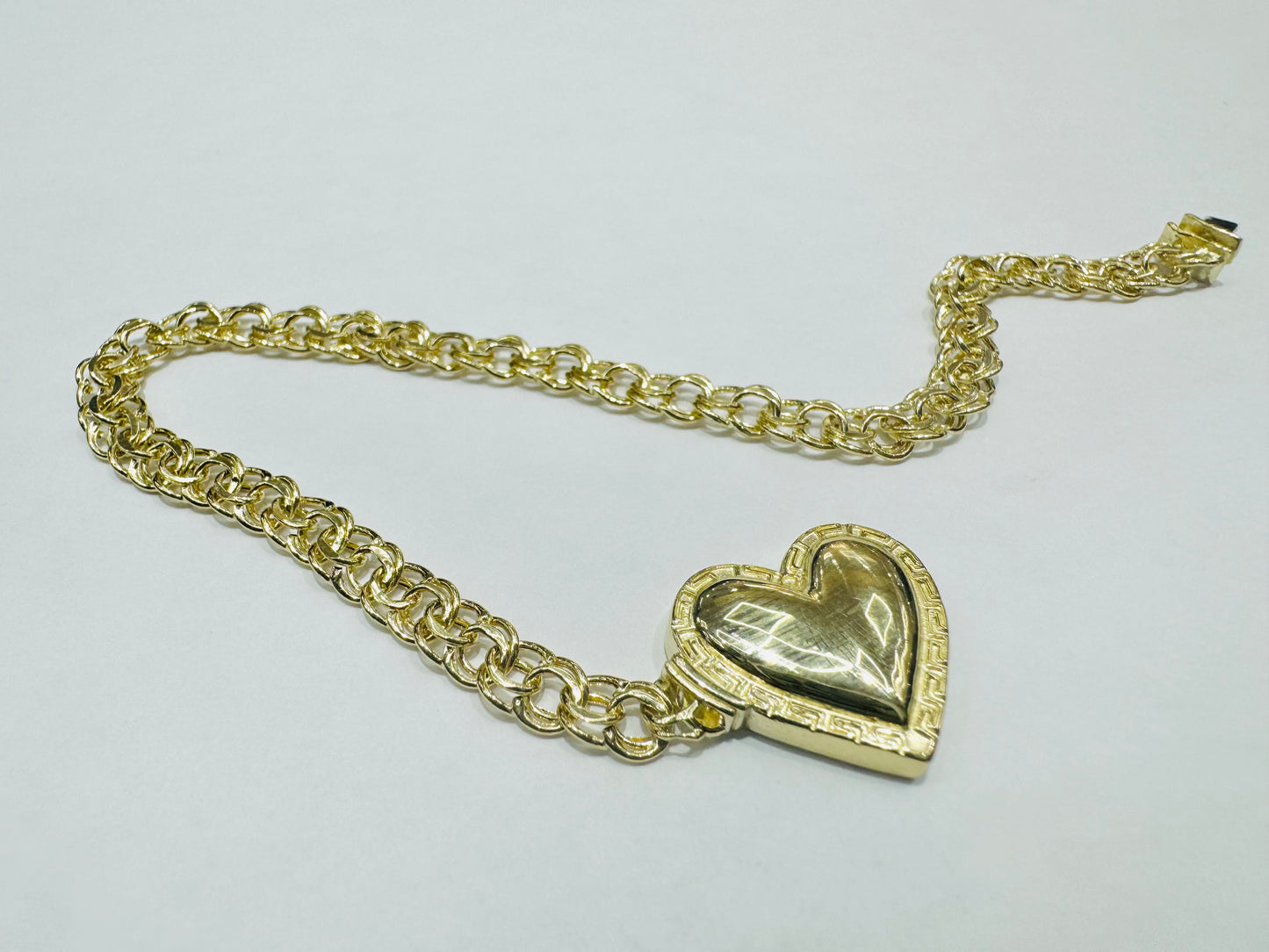 10K GOLD HOLLOW CHINO LINK HEART BRACELET 7”, WEIGHT: 4gm, WIDTH: 4.60mm