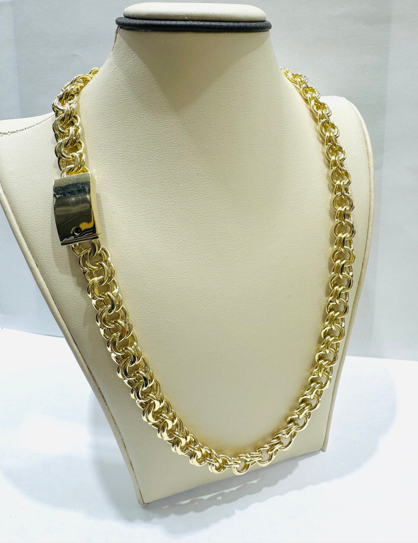10K GOLD CHINO LINK NECKLACE 22”, WEIGHT: 46gm, WIDTH: 10mm