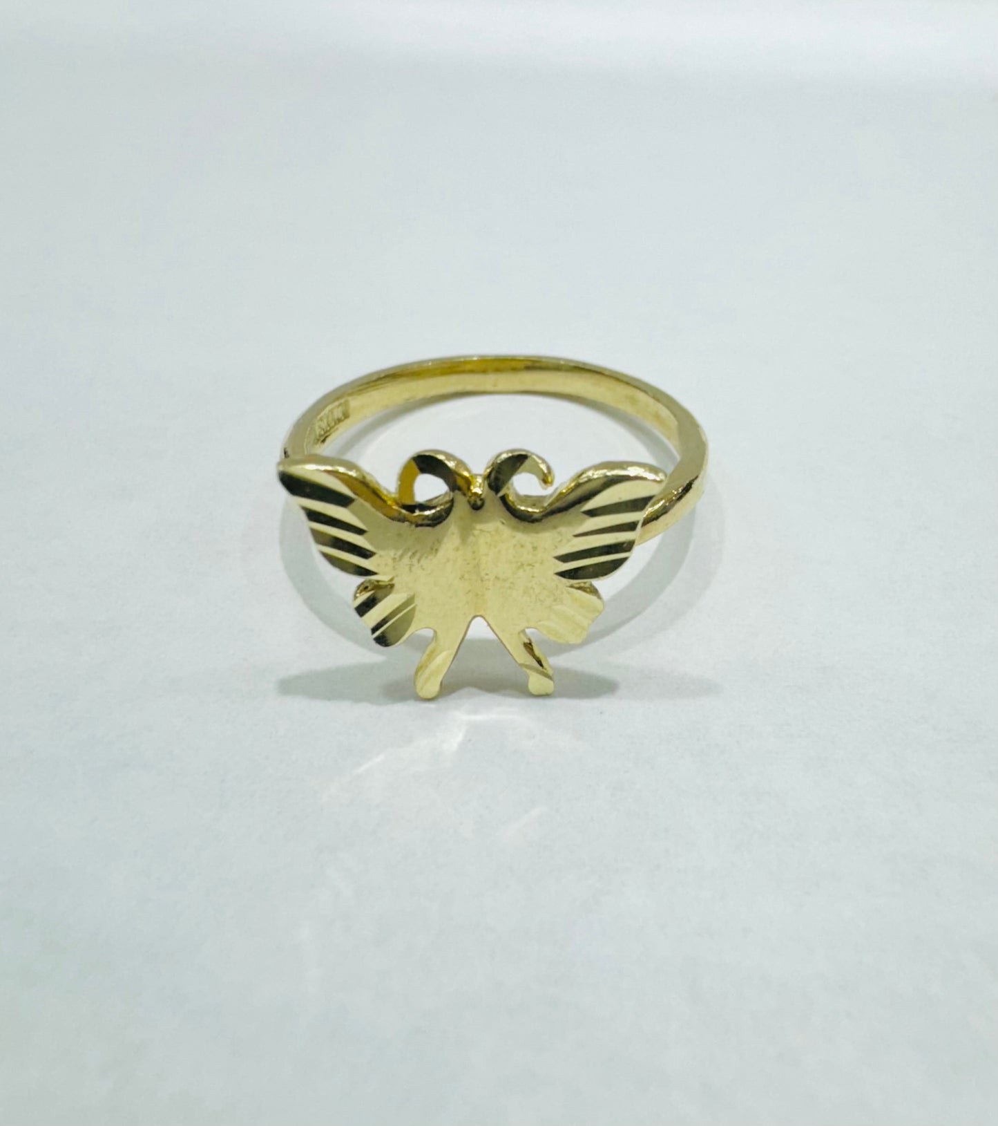 10K GOLD BUTTERFLY RING, WEIGHT: 2.2gm, SIZE: 6.5