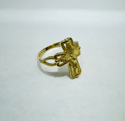 10K GOLD CROSS RING, WEIGHT: 2.7gm, SIZE: 8