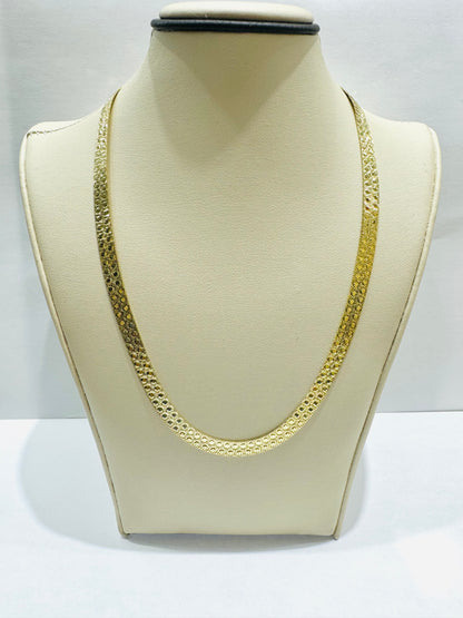 10K GOLD HERRINGBONE CHAIN 16”, WEIGHT: 10.8gm
