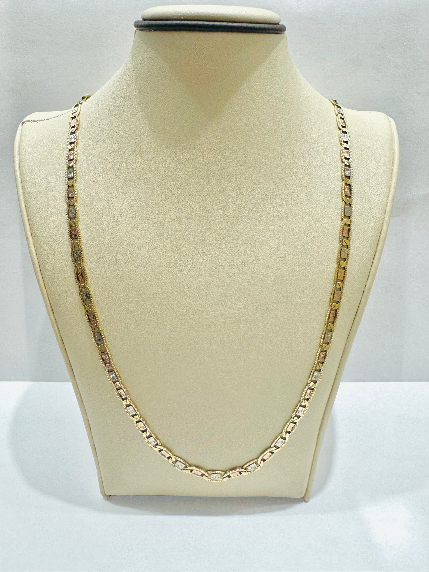 10K GOLD TRI-COLOR VALENTINO CHAIN 24”, WEIGHT: 15.8gm, WIDTH: 4mm