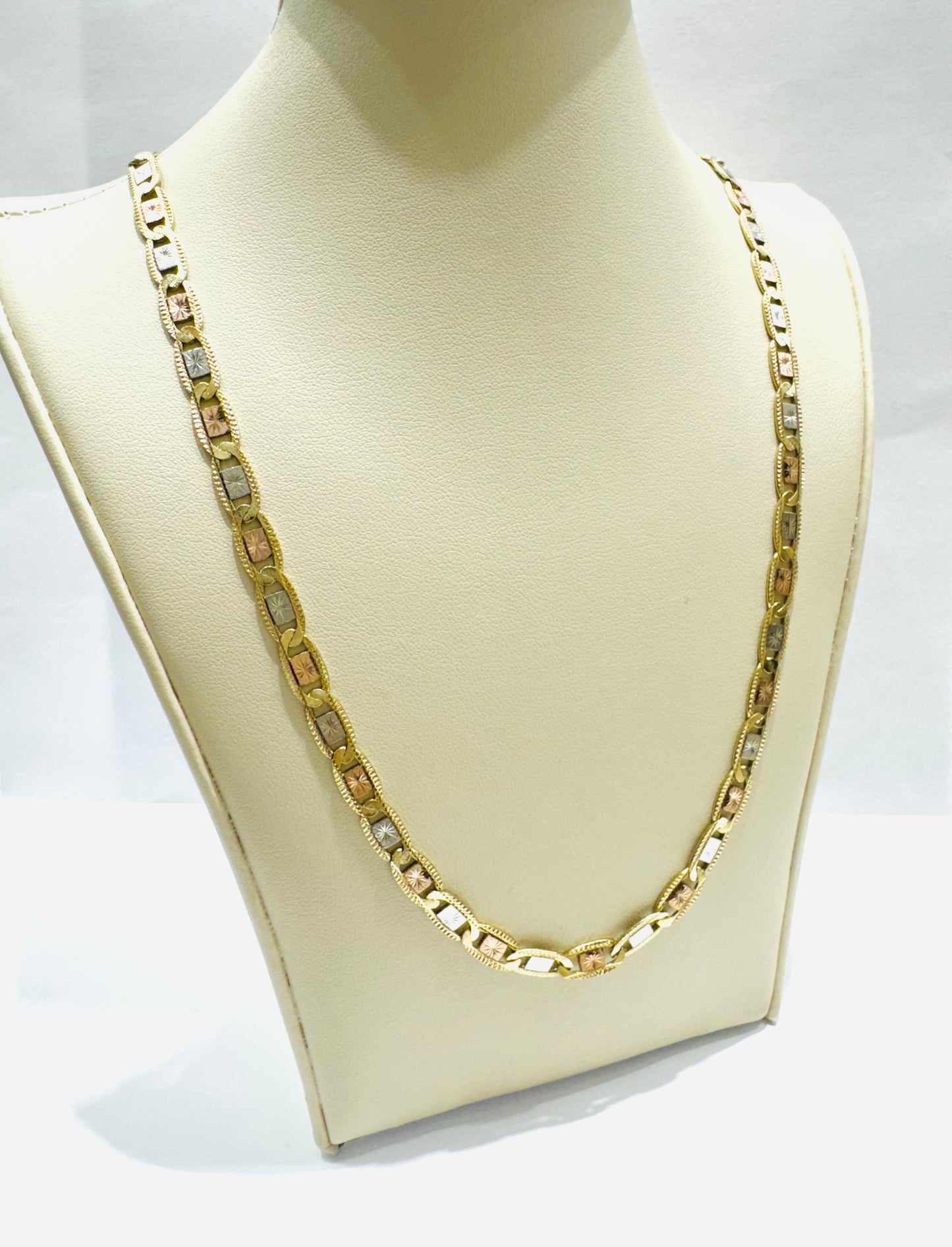 10K GOLD THREE TONED VALENTINO CHAIN 20”, WEIGHT: 18.3gm