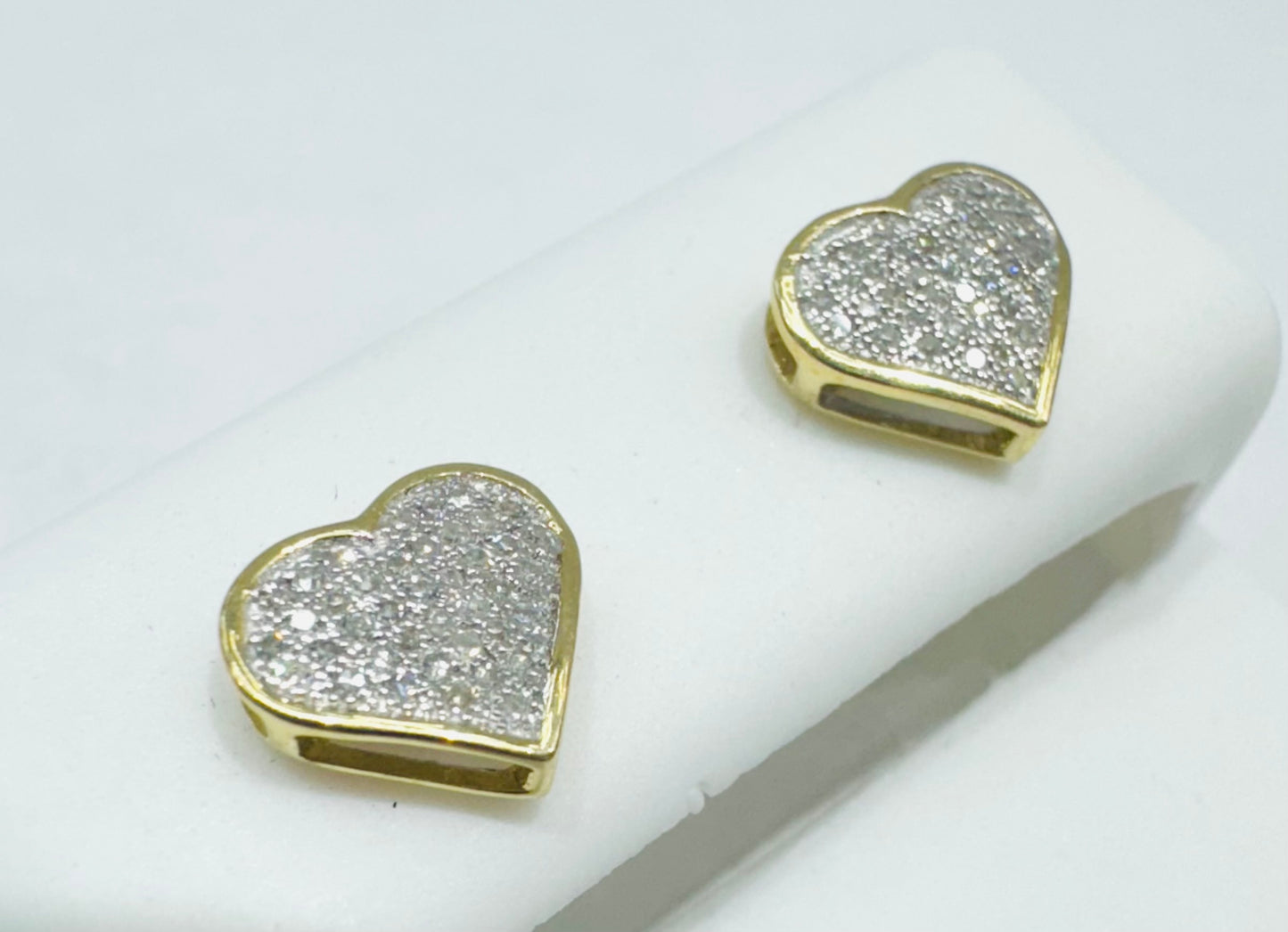 10K GOLD NATURAL DIAMOND HEART EARRINGS 0.15CT