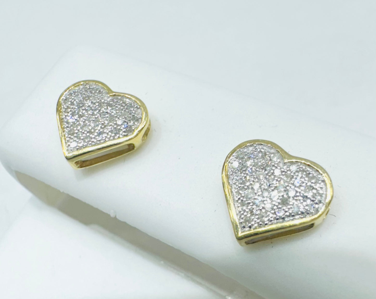 10K GOLD NATURAL DIAMOND HEART EARRINGS 0.15CT