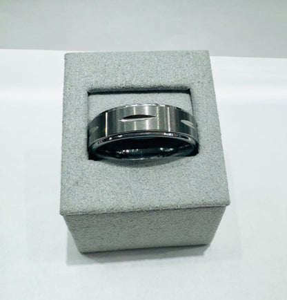 MEN’S TUNGSTEN CARBIDE WEDDING BAND WITH BRUSHED FINISH AND GROOVED DESIGN 8mm, SIZE: 14