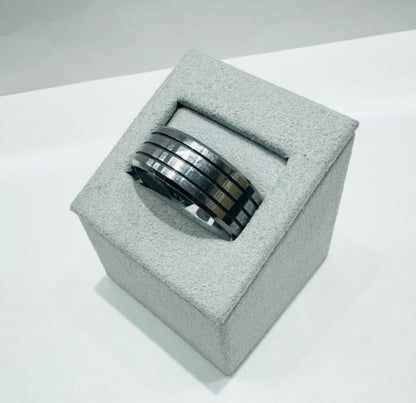 TUNGSTEN CARBIDE MENS WEDDING BAND 9mm, SIZE: 13