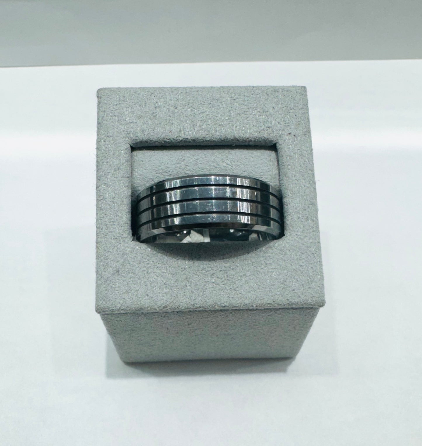 TUNGSTEN CARBIDE MENS WEDDING BAND 9mm, SIZE: 13