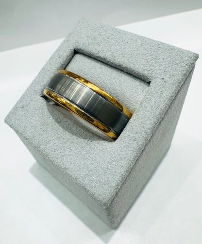 TUNGSTEN CARBIDE TWO TONE MENS WEDDING BAND 8mm, SIZE: 13