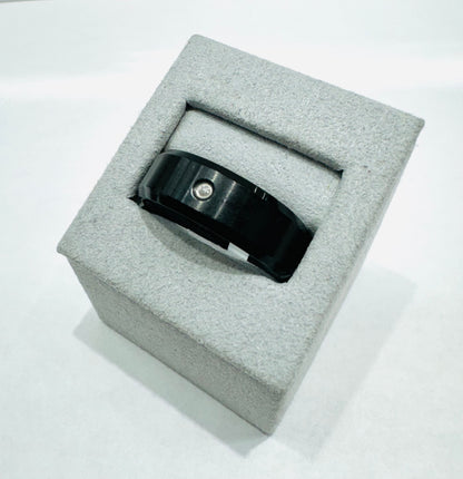 BLACK TUNGSTEN MEN’S WEDDING BAND WITH ONE CZ STONE, WIDTH: 8mm, SIZE: 12
