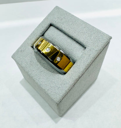 TUNGSTEN CARBIDE MENS BAND WITH THREE CZ STONES, WIDTH: 8mm, SIZE: 12