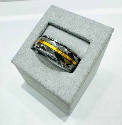 MENS FACETED TUNGSTEN WEDDING BAND WITH GOLD TONE INLAY, WIDTH: 7.7mm, SIZE: 12