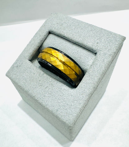 GOLD COLOR TUNGSTEN CARBIDE WEDDING BAND 8mm, SIZE: 8