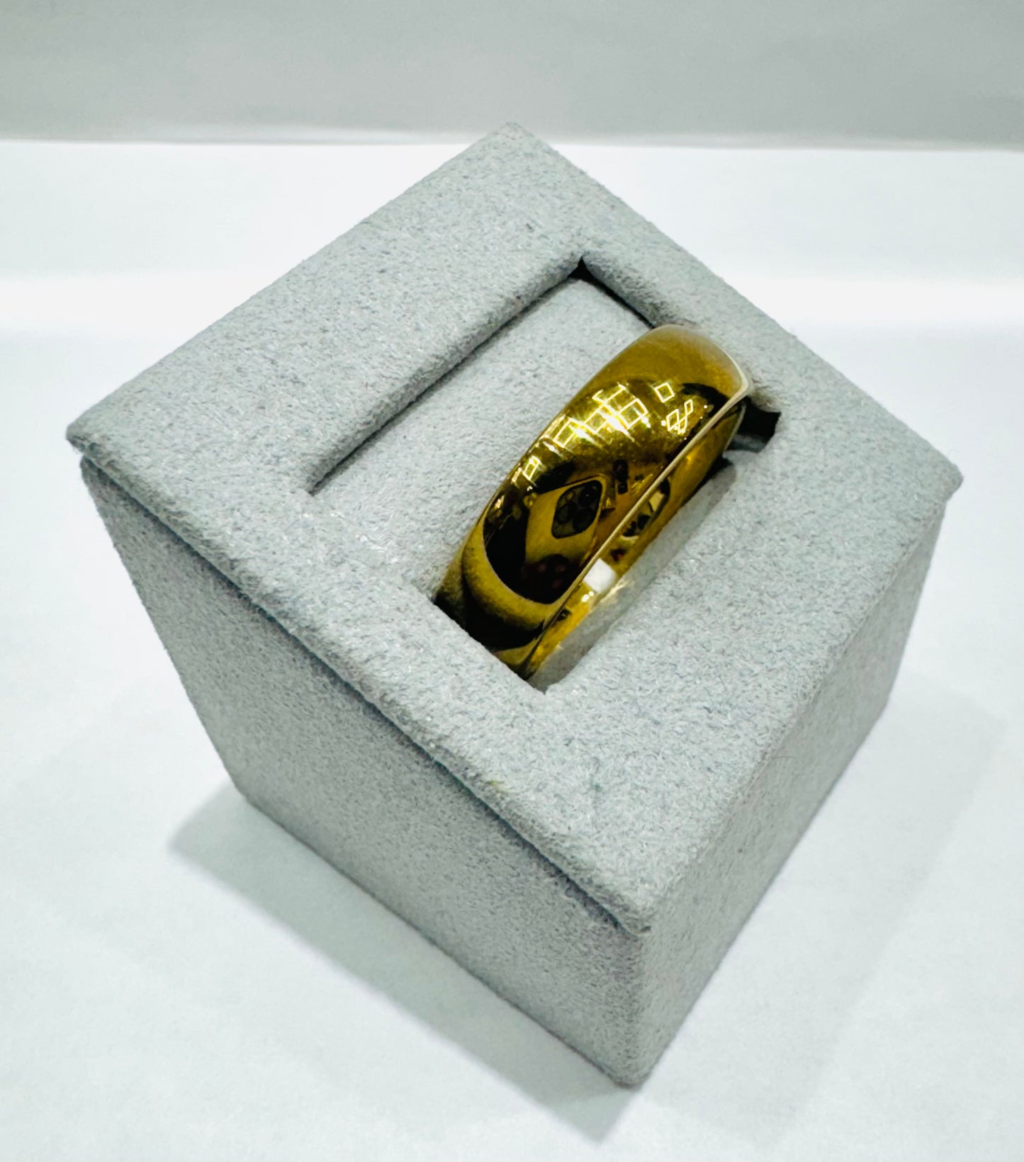GOLD COLOR TUNGSTEN CARBIDE WEDDING BAND, WIDTH: 7mm, SIZE: 11.5