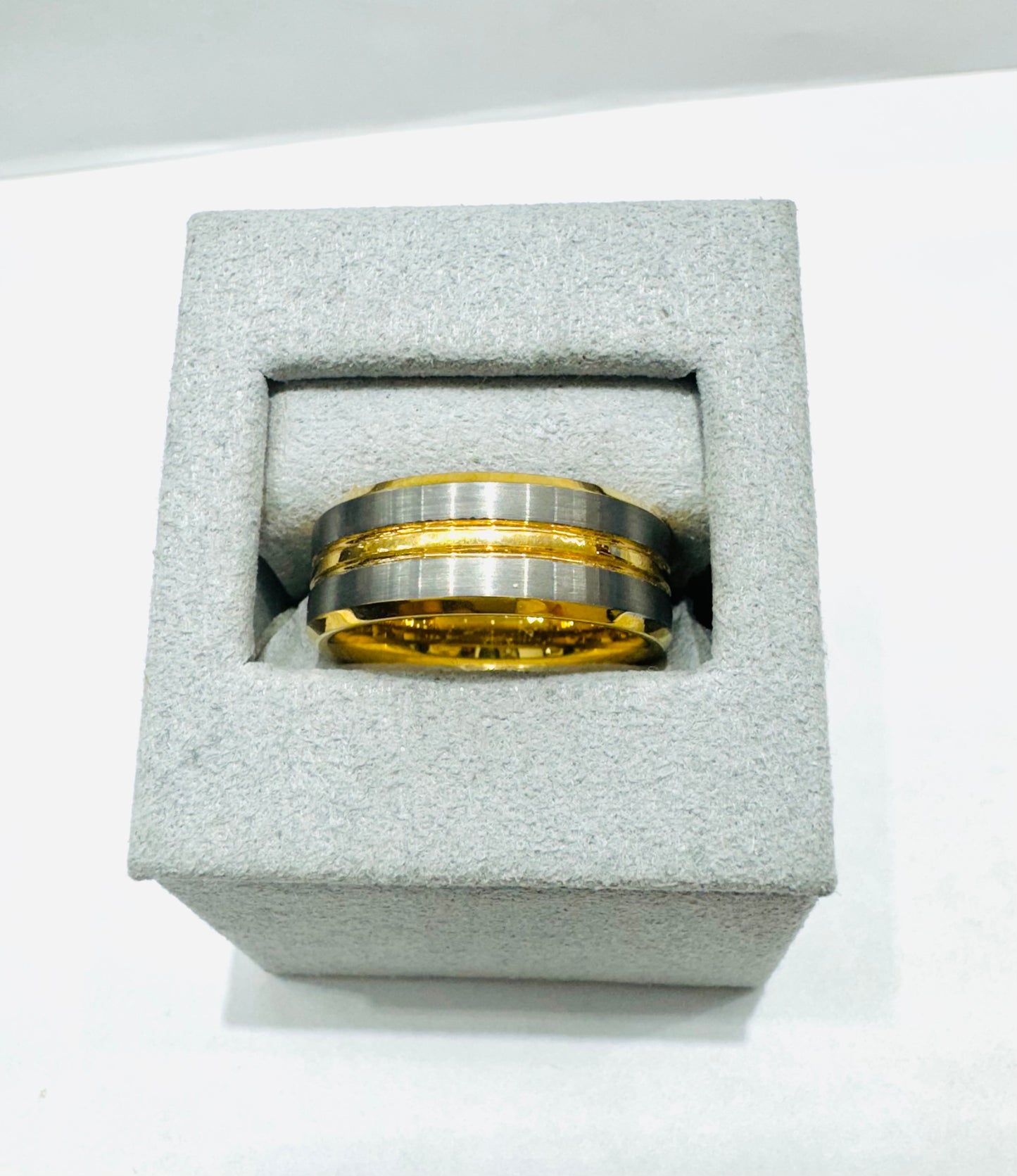 TWO TONE TUNGSTEN CARBIDE WEDDING BAND, WIDTH: 8mm, SIZE: 8