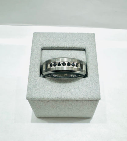 MENS TUNGSTEN CARBIDE WEDDING BAND WITH BLACK CZ STONES, WIDTH: 7.5mm, SIZE: 12