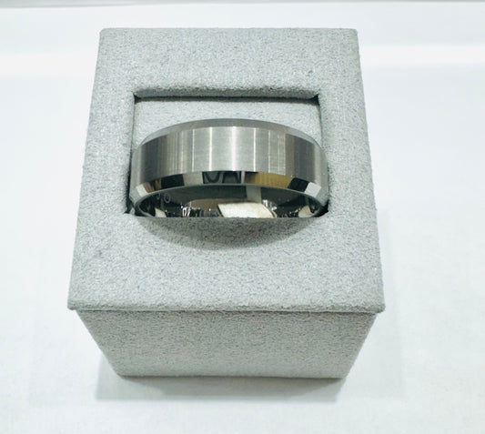 TUNGSTEN CARBIDE MENS WEDDING BAND 7.7mm, SIZE: 15