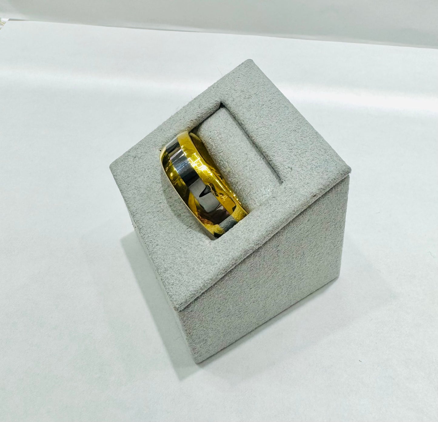 TWO TONE TUNGSTEN CARBIDE WEDDING BAND 7.7mm, SIZE: 13