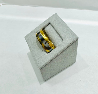 TWO TONE TUNGSTEN CARBIDE WEDDING BAND 7.7mm, SIZE: 13