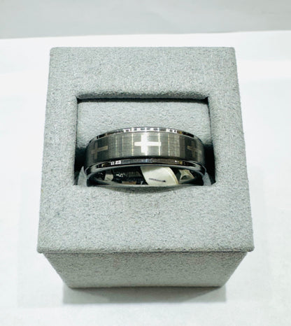 TUNGSTEN CARBIDE WEDDING BAND WITH ENGRAVED CROSS DESIGN 6.8mm, SIZE: 10