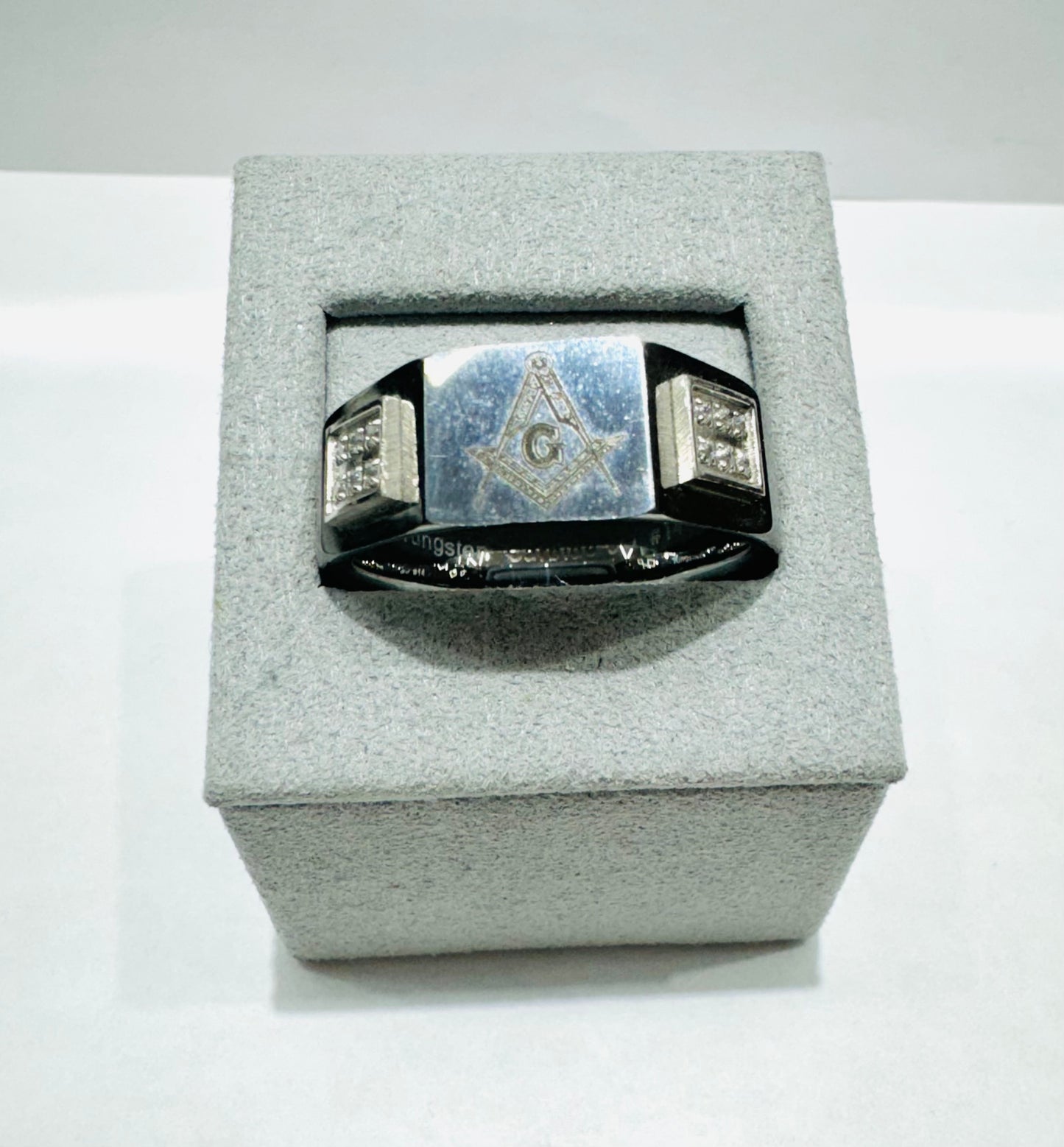 MASONIC TUNGSTEN CARBIDE WEDDING BAND 8mm, SIZE: 14