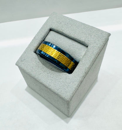 BLUE TUNGSTEN CARBIDE WEDDING BAND WITH GOLD CARBON FIBER INLAY 8mm, SIZE: 11
