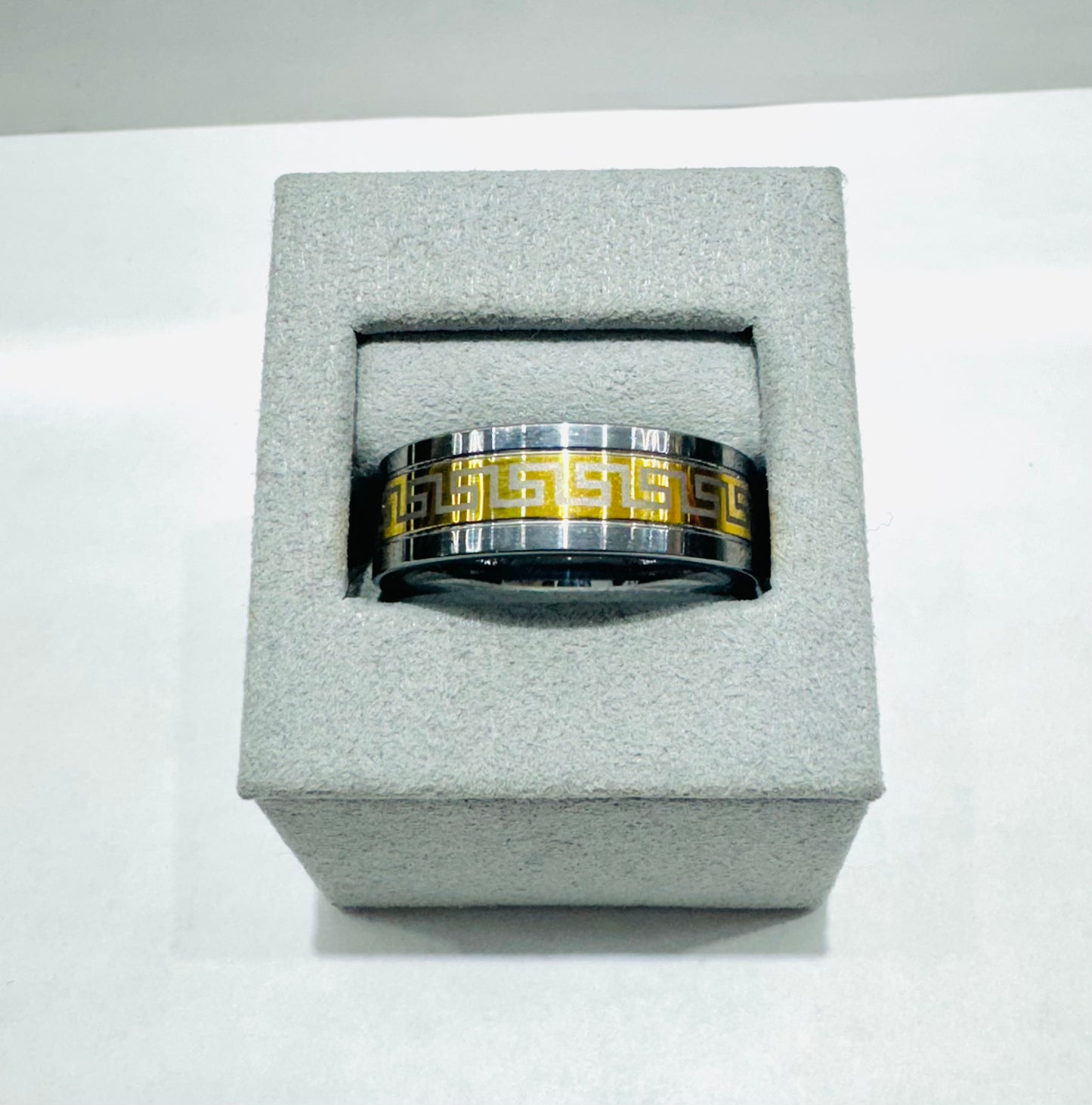 TWO TONE TUNGSTEN CARBIDE BAND WITH GREEK KEY DESIGN 8mm, SIZE: 12