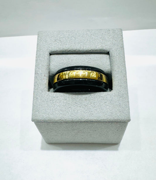 BLACK TUNGSTEN CARBIDE WEDDING BAND WITH GOLD PLATED INLAY 8mm, SIZE: 11