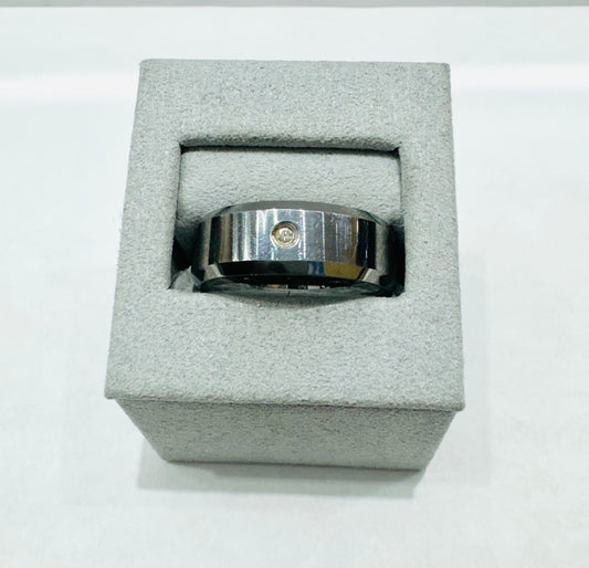 TUNGSTEN MENS WEDDING BAND WITH ONE CZ STONE, WIDTH: 8mm, SIZE: 11