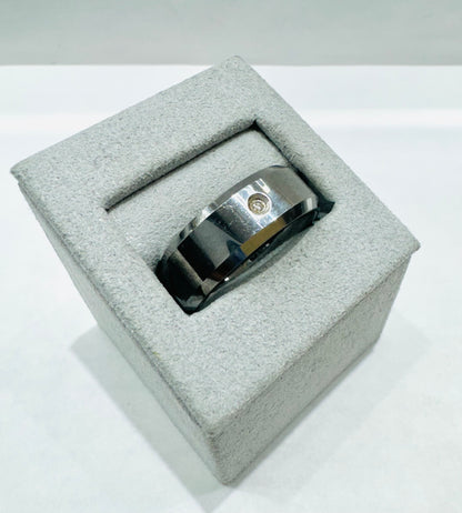 TUNGSTEN MENS WEDDING BAND WITH ONE CZ STONE, WIDTH: 8mm, SIZE: 11