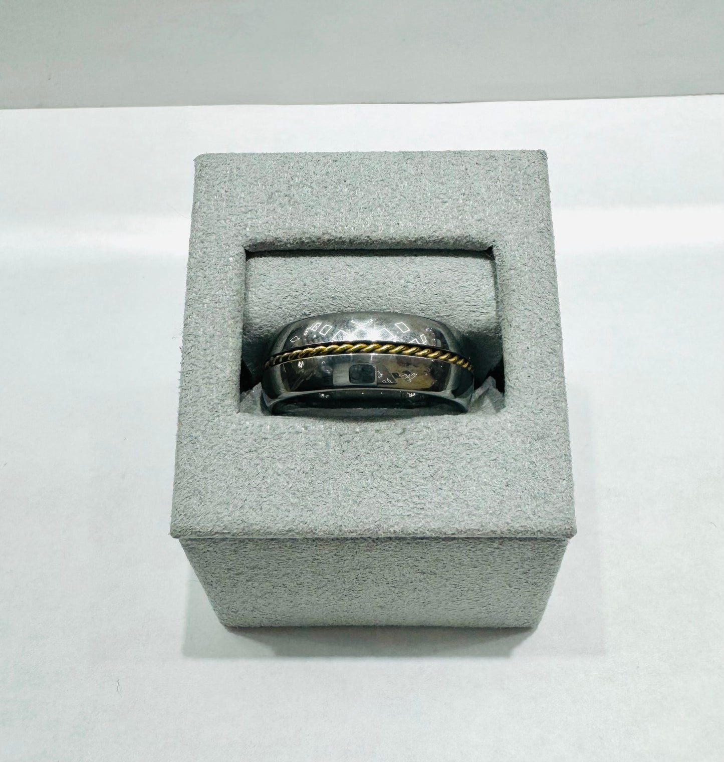 TUNGSTEN WEDDING BAND WITH GOLD PLATED BRAIDED INLAY 8mm, SIZE: 9