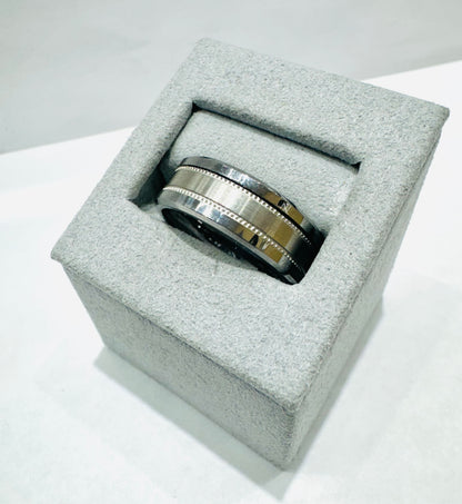 TUNGSTEN CARBIDE MENS WEDDING BAND 8mm, SIZE: 9